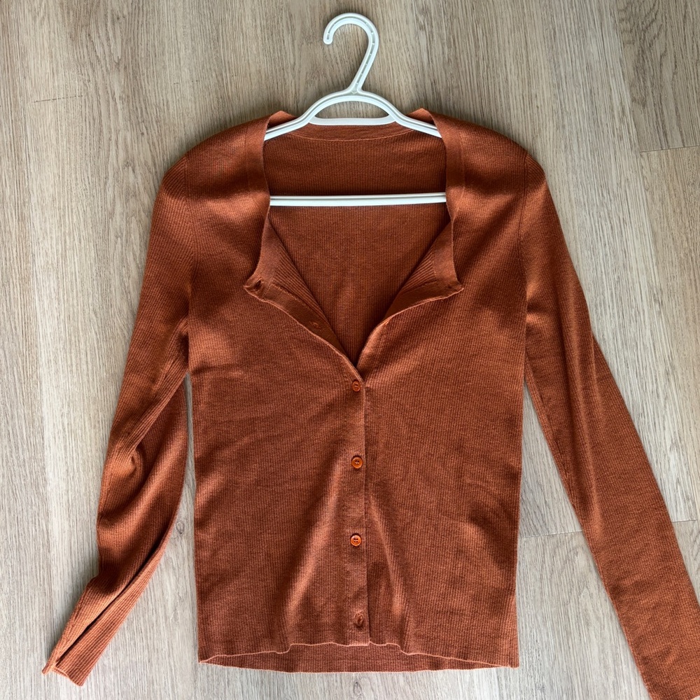 Wool / Cashmere / Silk Blend Ribbed Cardigan – Rust